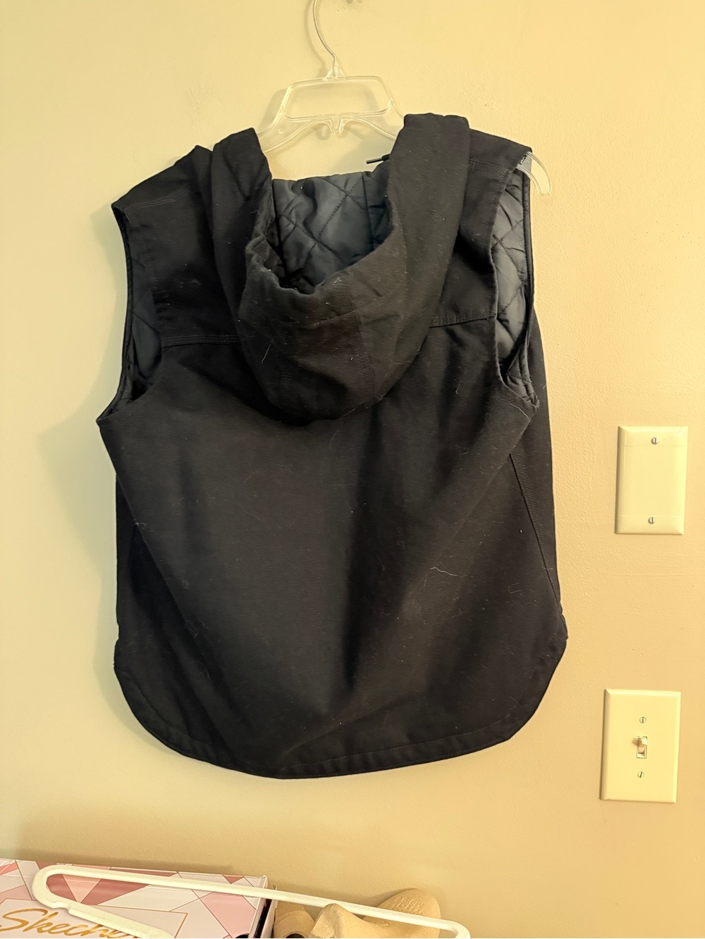 Carhartt Women’s Black Hooded Work Vest - Picture 5 of 5